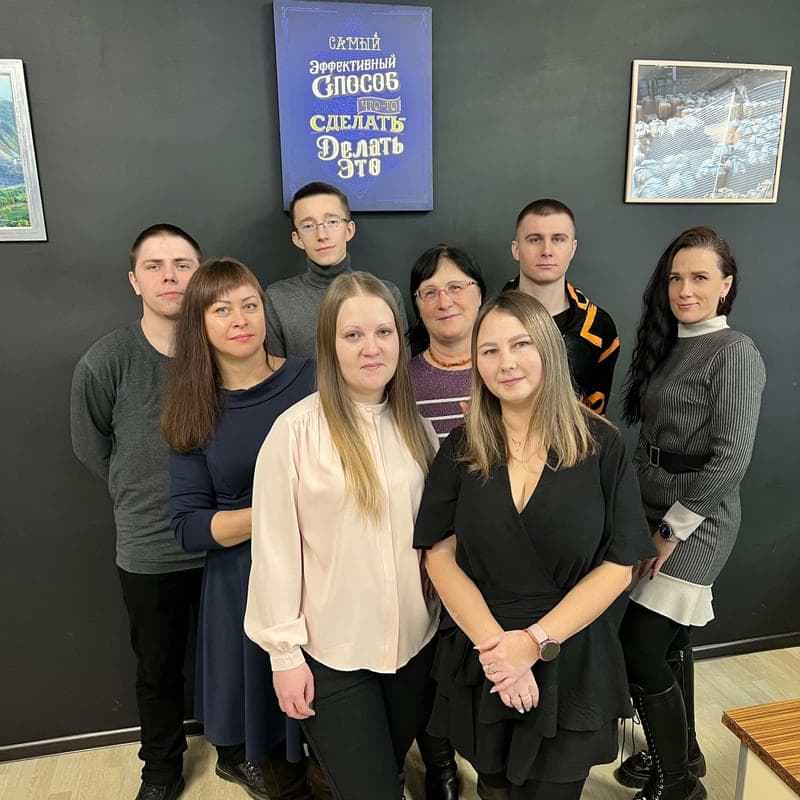 На фото сотрудники ИТ отдела (Кунцевич Артур, Руцкий Константин) и отдела кадров